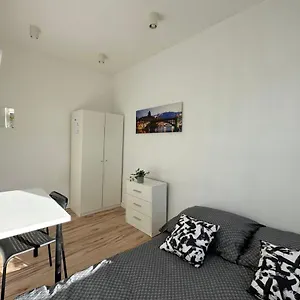  Kwatera prywatna Sobieski - Peaceful Retreat, 10 Minutes To Old Town & Seaside